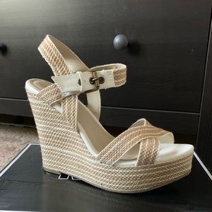 Mia wedges, size 8, New with box